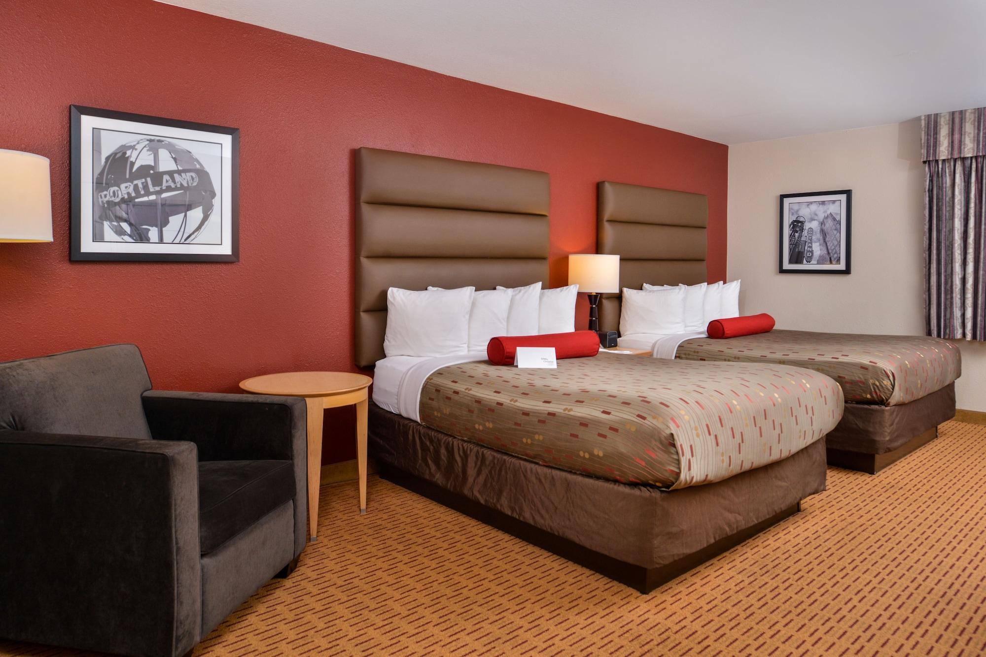 Clackamas Inn And Suites Екстериор снимка