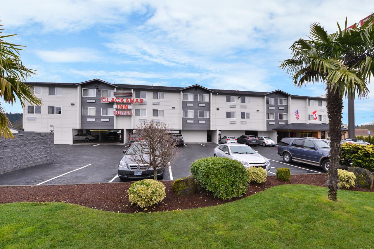 Clackamas Inn And Suites Екстериор снимка